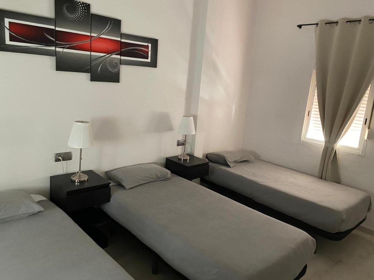 Apartamentos Turia Valencia Exterior photo