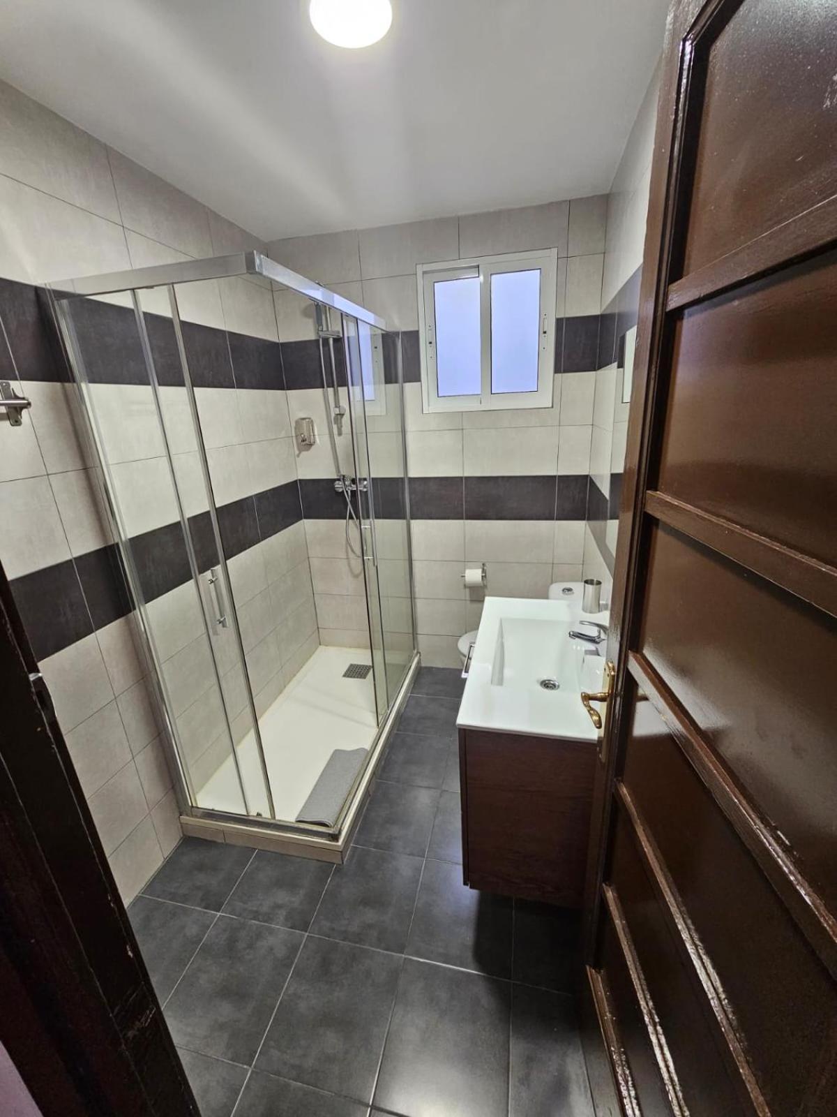 Apartamentos Turia Valencia Exterior photo